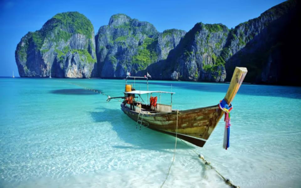 Koh Phi Phi: Organizzare il Soggiorno dei Tuoi Sogni