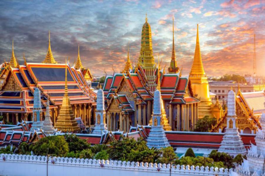 Scoprire Bangkok: Guida Completa per un Viaggio Indimenticabile